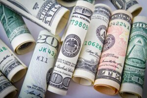 Associated Bank Checking Bonus With $500 Direct Deposit Requirement - Featured image