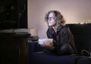 How to Get Free Hulu Without Credit Cards Using Bank Perks - Featured image