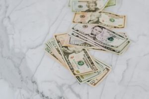 How to Use Wealth Management Accounts to Cover Streaming Costs - Featured image