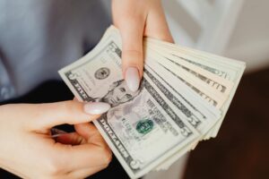 How to Earn Passive Bonus Income on Large Investment Transfers - Featured image