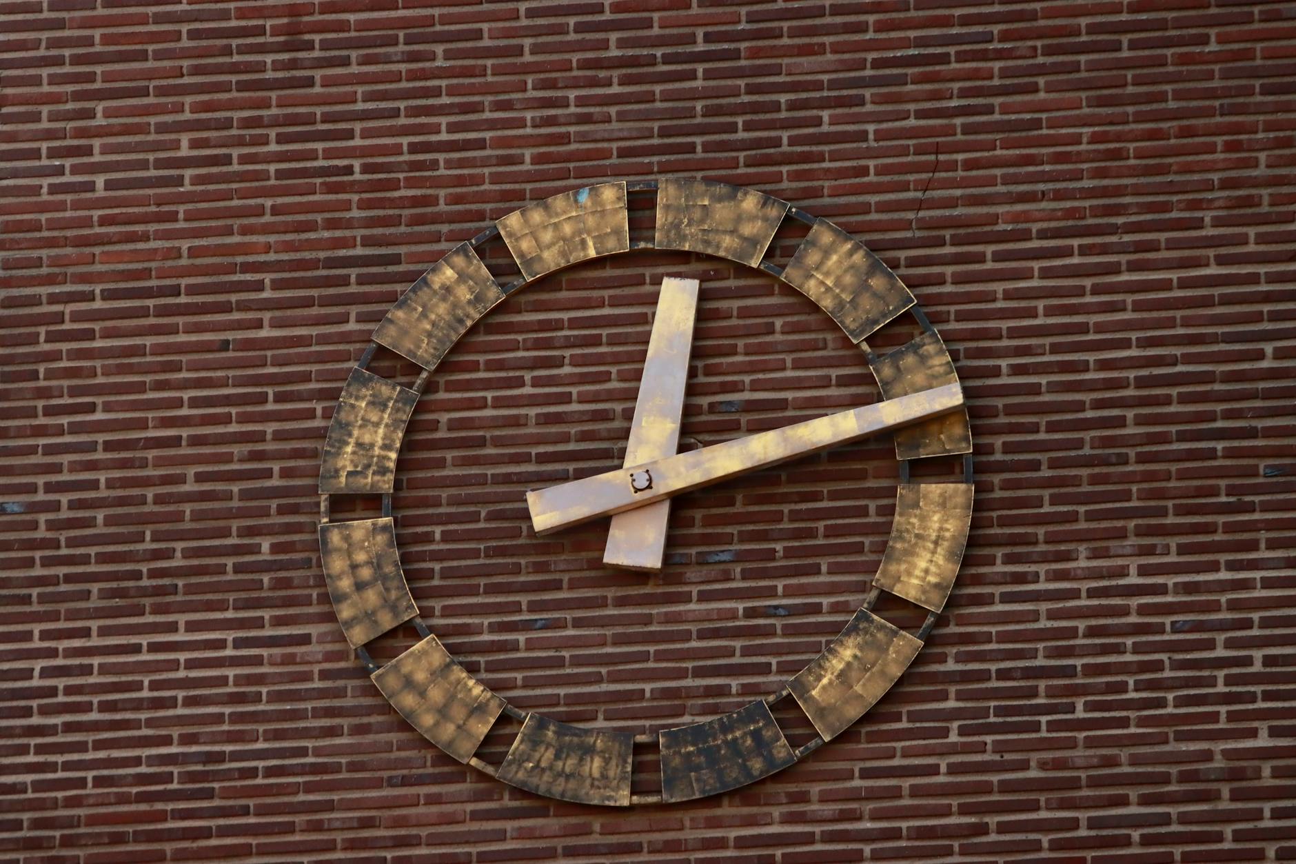 Why Timing Matters for Large Brokerage Bonus Promotions - Featured image