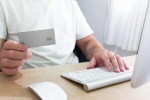 Best Bank Bonuses With Easy Tracking and Progress Monitoring - Featured image