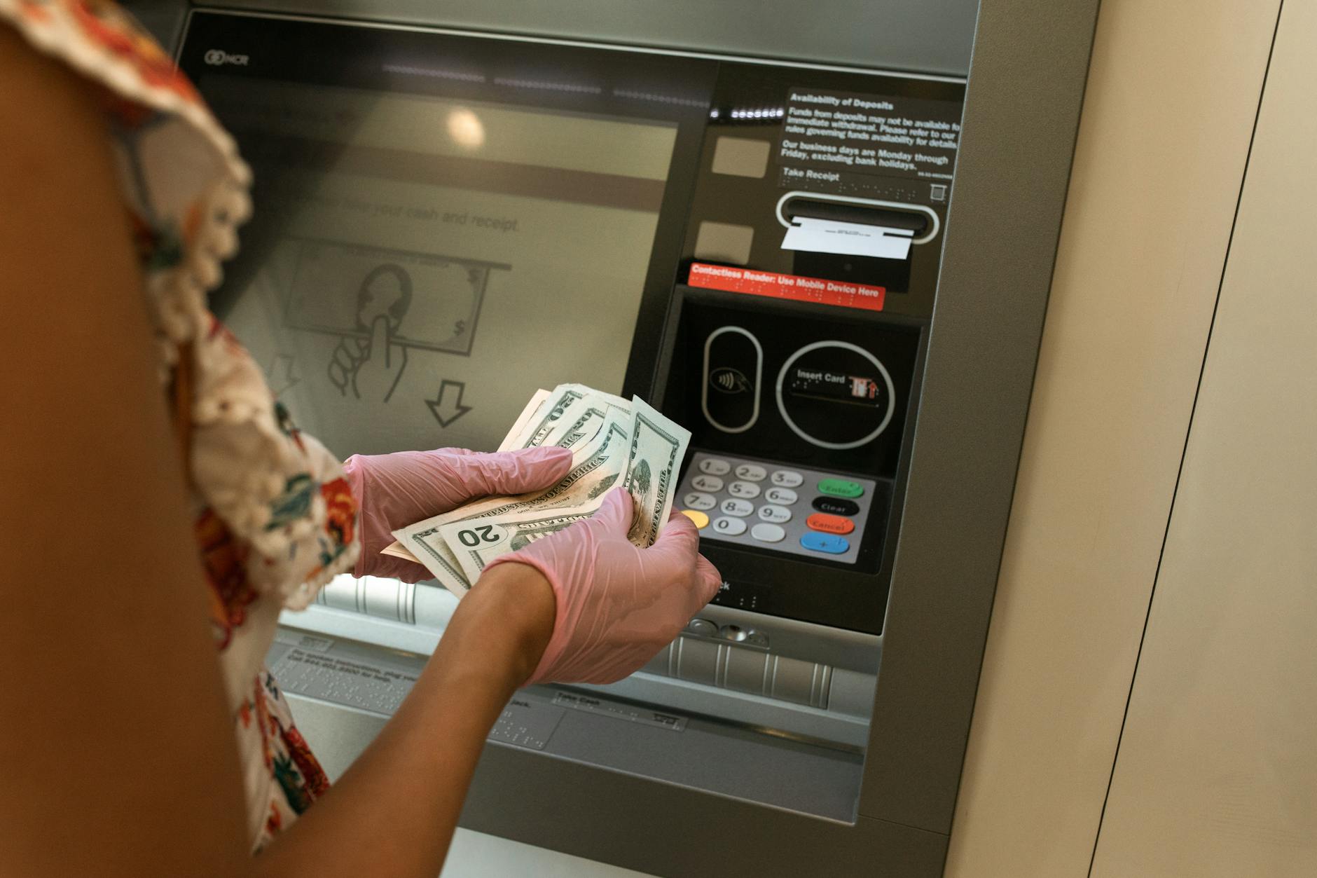 Best Bank Bonuses With No Direct Deposit Requirement Explained - Featured image