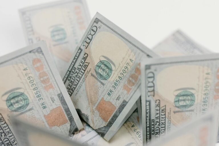 Best Checking Account Bonuses With High Cash Rewards This Month - Featured image
