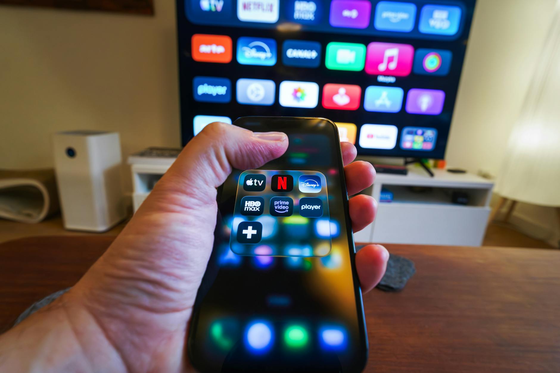 How to Get Free Hulu with Subscription Reimbursement Programs - Featured image