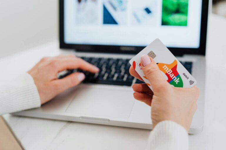 How to Use Banking Credits for Digital Services Payments - Featured image
