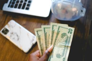 How to Use Banking Perks Instead of Cashback Rewards - Featured image