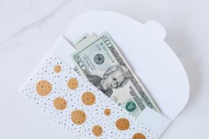 Latest Checking Account Bonuses With Low Direct Deposit Requirements - Featured image