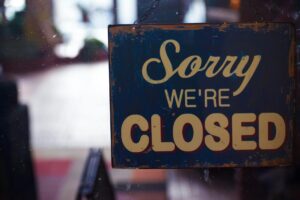 The Complete Guide to Avoiding Early Account Closure Penalties on Bonuses - Featured image