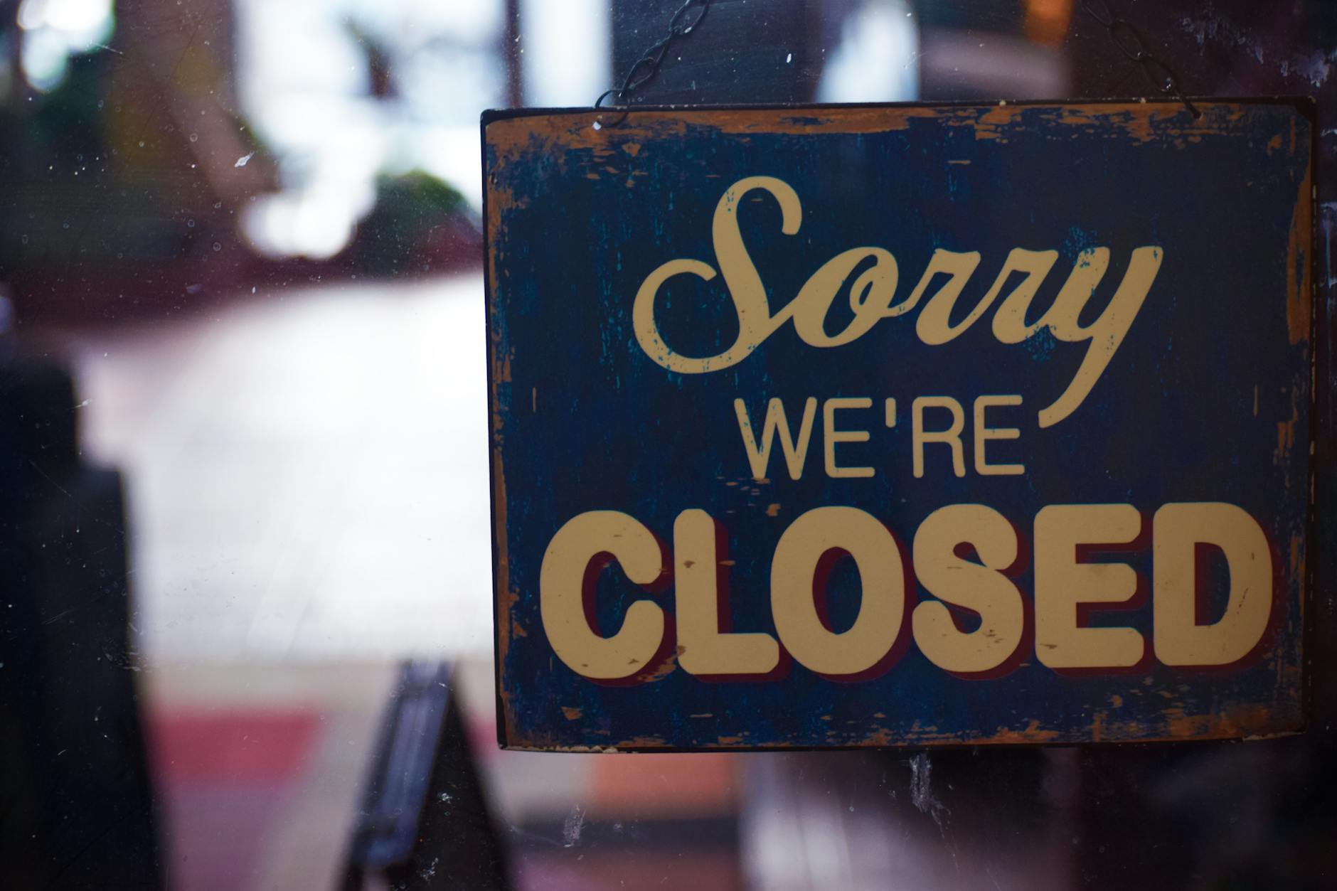 The Complete Guide to Avoiding Early Account Closure Penalties on Bonuses - Featured image