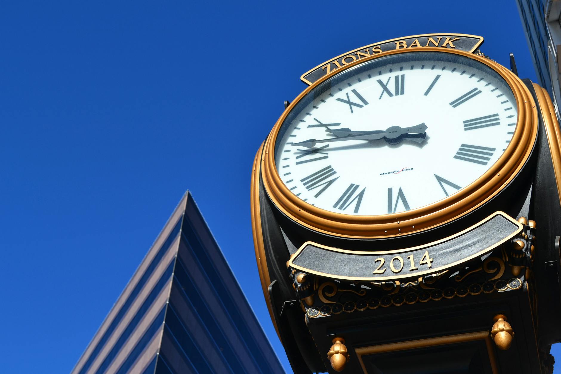 THE HIDDEN TIMELINE ADVANTAGE OF BANK BONUSES