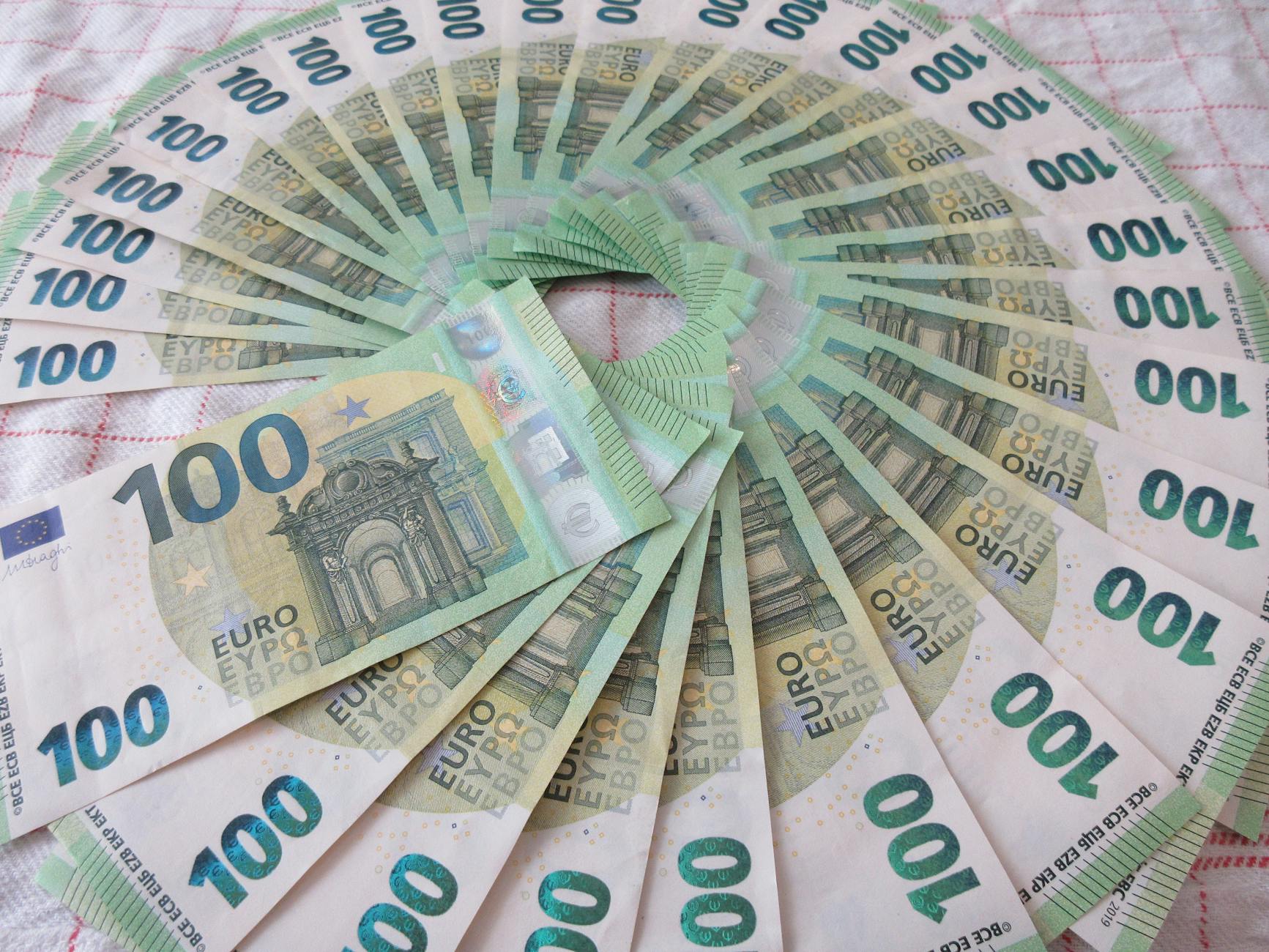 Which Account Types Qualify for the $100 Bonus?