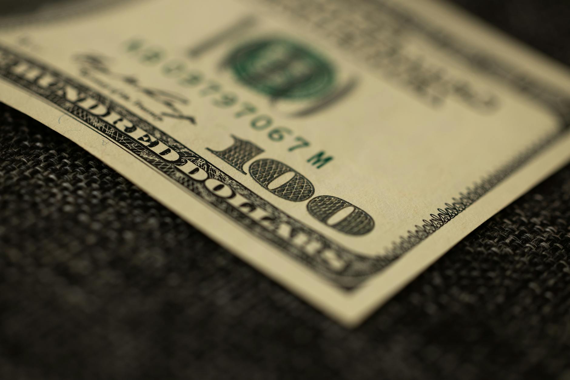 Which Banks Offer Checking Bonuses Without or With Minimal Direct Deposit Demands?