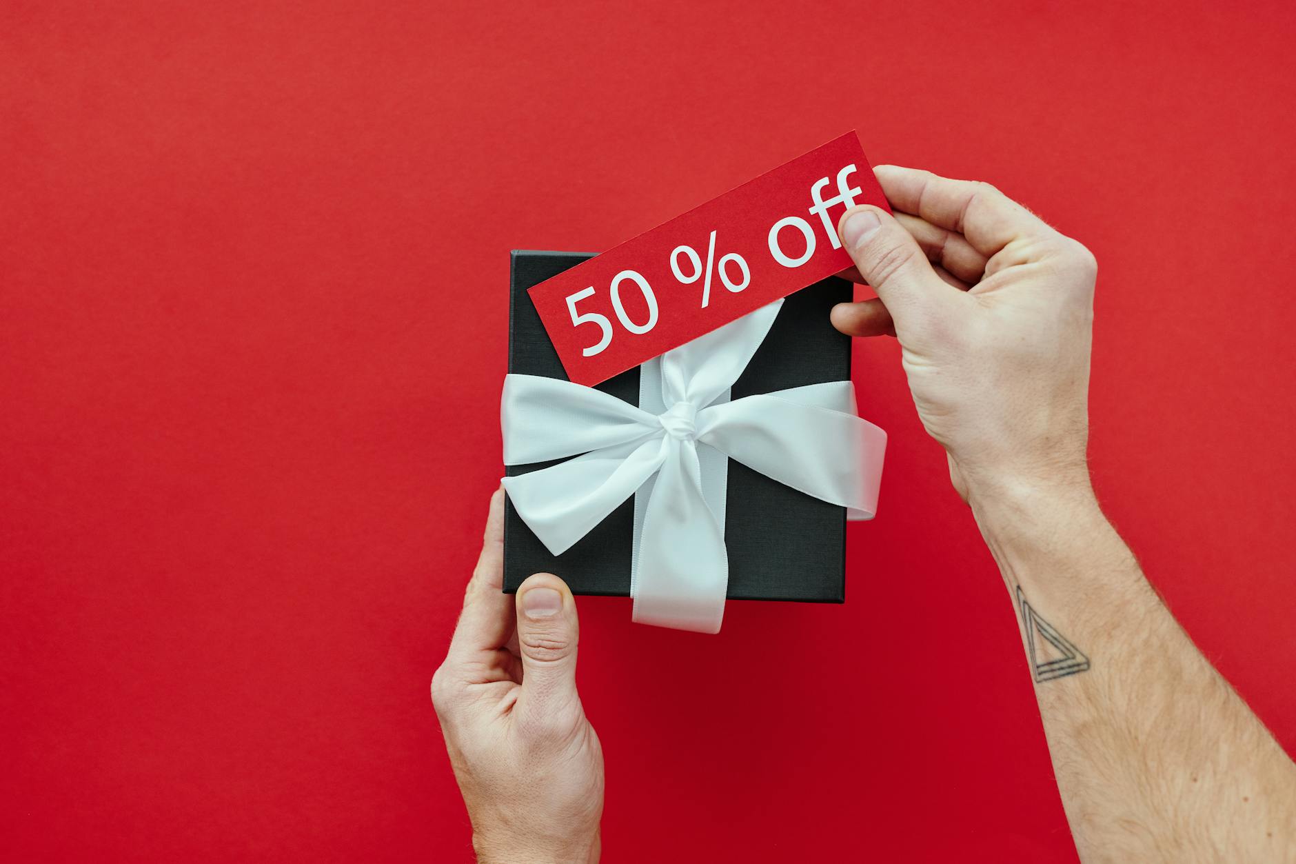 Which Banks Offer the Most Generous Bonuses Worth Tracking?