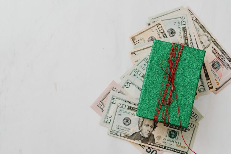 How to Avoid Hidden Fees That Reduce Bonus Value - Featured image
