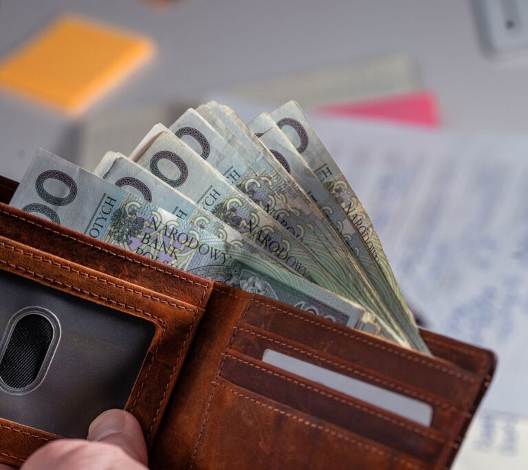 How to Earn Bonuses From Banks With High Interest Rates - Featured image