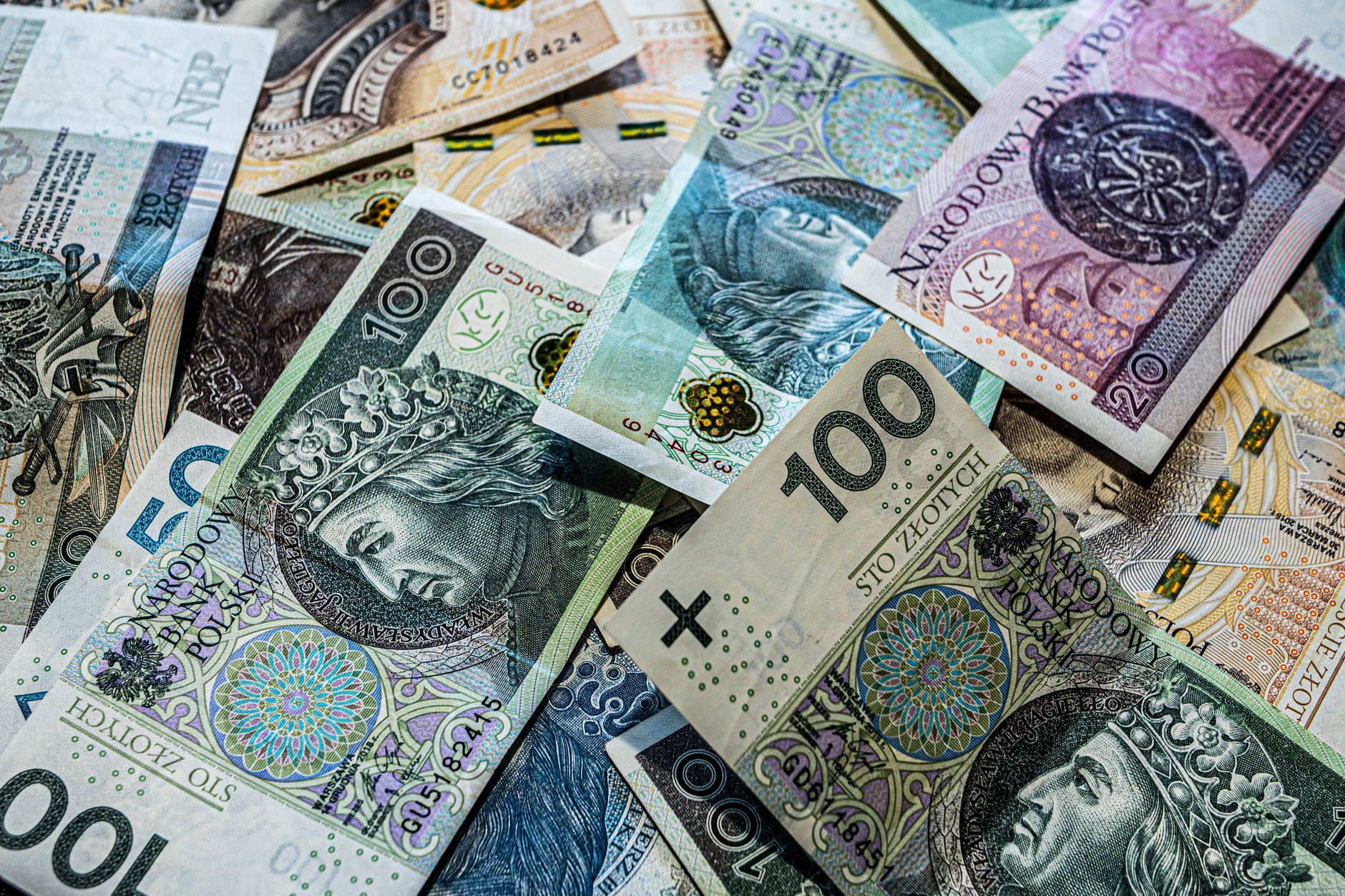 Bank Bonus vs Falling HYSA Rates Explained: How It Works and What to Verify - Featured image